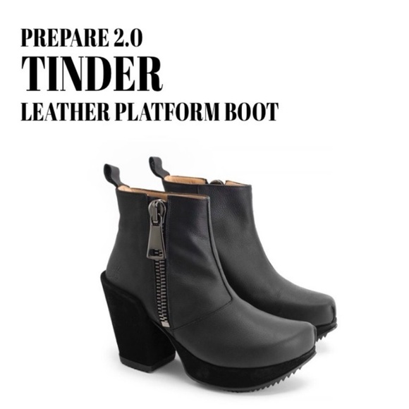 John Fluevog Shoes - John Fluevog Black Leather Platform Ankle Boots